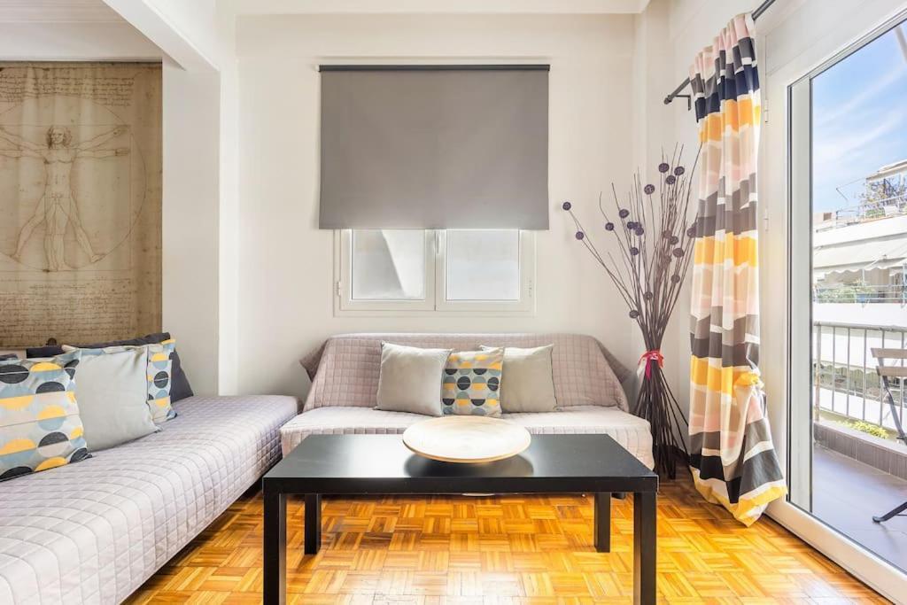 Apartment In The Middle Of Everything Aten Exteriör bild